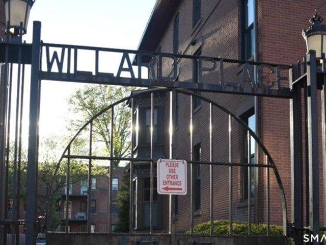 Condo for sale in Hartford, Connecticut