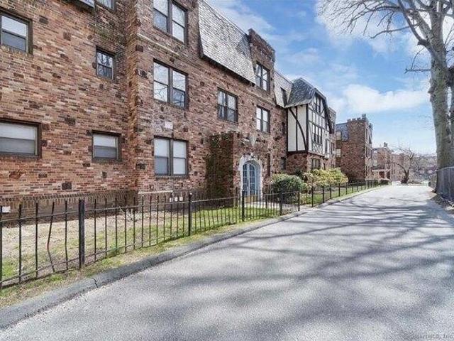 Condo for sale in Hartford, Connecticut