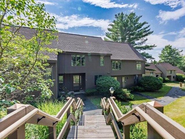 Condo for sale in Plantsville, Vermont
