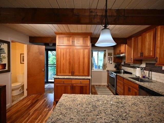 Condo for sale in Plantsville, Vermont