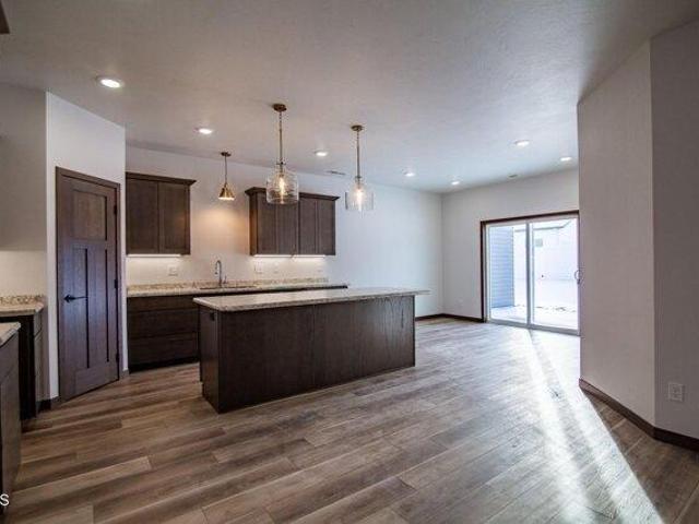 House for sale in Hazen, North Dakota