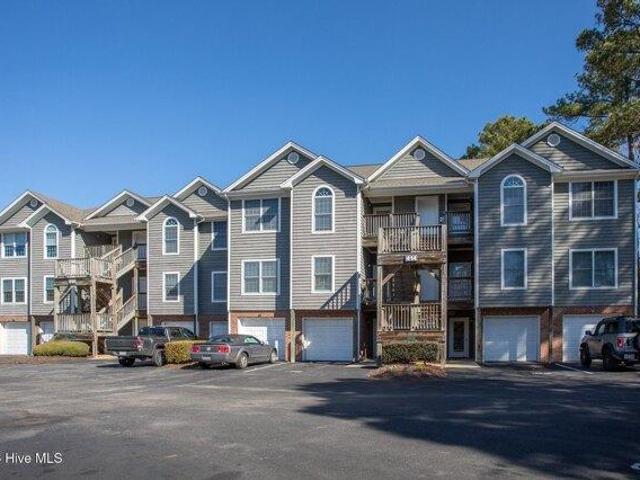 Condo for sale in Hertford