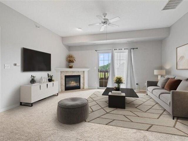 Condo for sale in Linn, Iowa