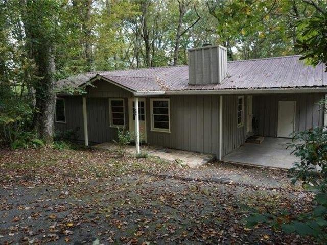 House for sale in Highlands, North Carolina
