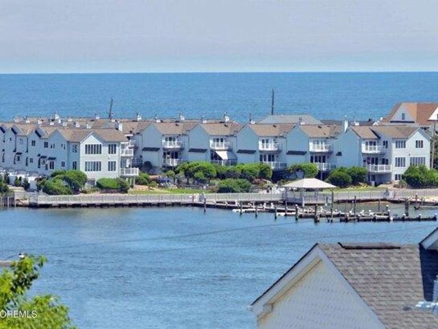 Condo for sale in Monmouth, New Jersey