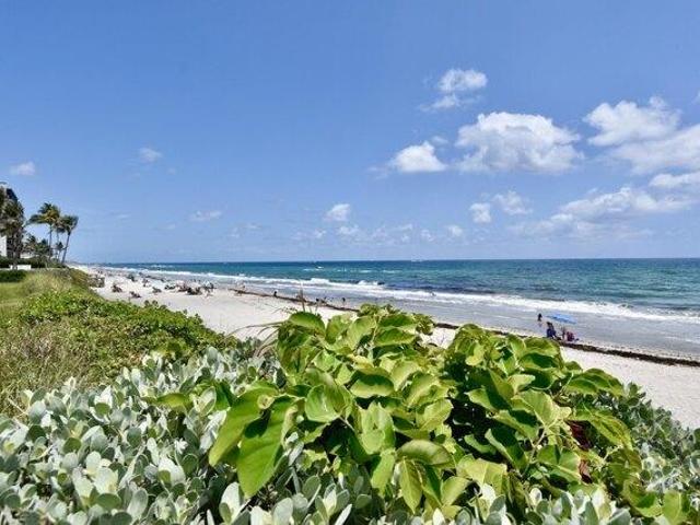 Condo for sale in Hillsboro Beach