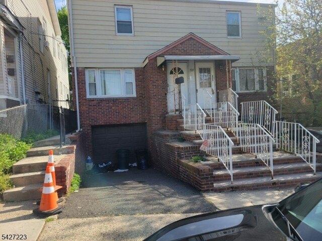 House for sale in Hillside, New Jersey