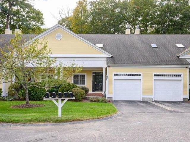 Condo for sale in Whiting Lane Condominiums, Hingham