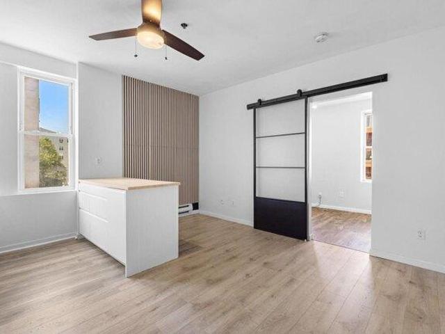 Condo for sale in Hudson, New Jersey