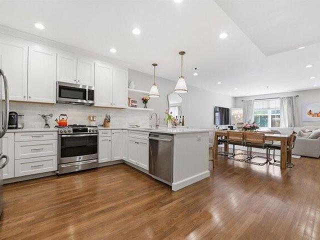 Condo for sale in Hudson, New Jersey