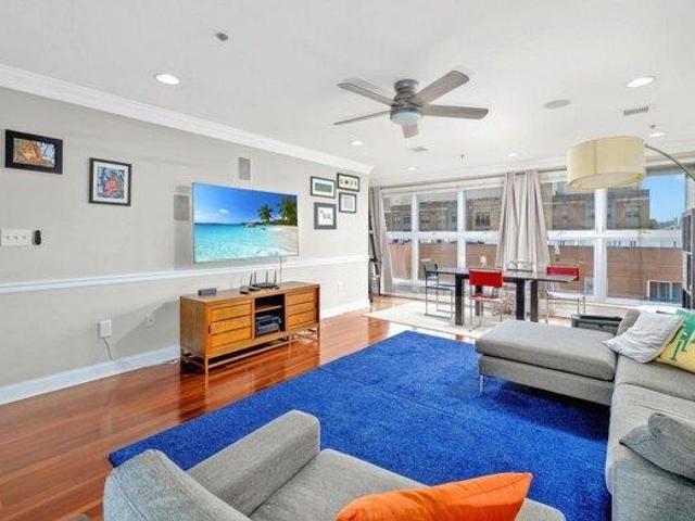 Condo for sale in Hudson, New Jersey