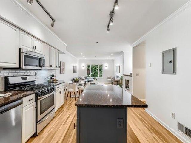 Condo for sale in Hudson, New Jersey