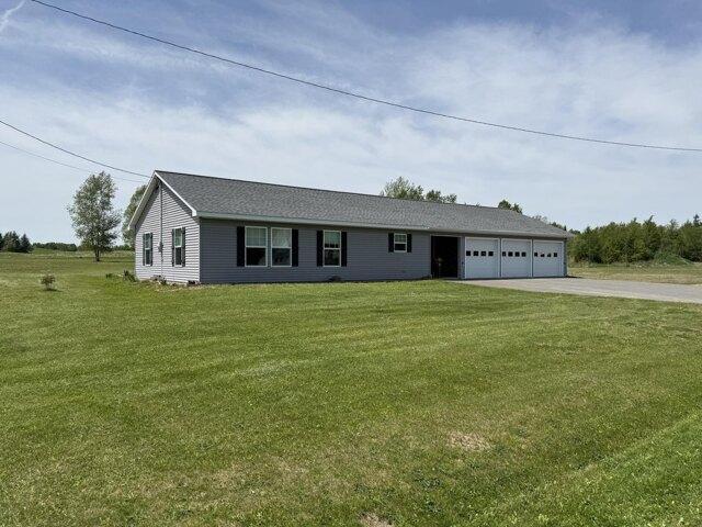 House for sale in Maine