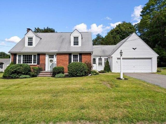 House for sale in Holbrook, Norfolk County