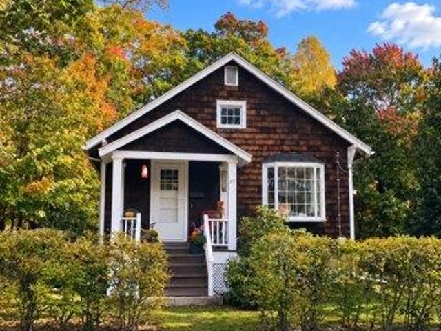 House for sale in Holbrook, Norfolk County