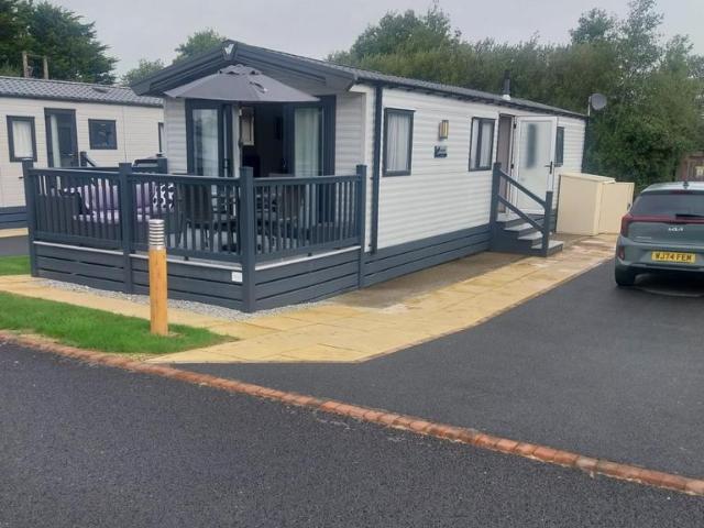 Park Home for sale in Goonhavern, Perranzabuloe