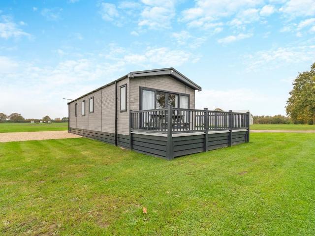 Park Home for sale in Eagle and Swinethorpe, Ashby De La Launde