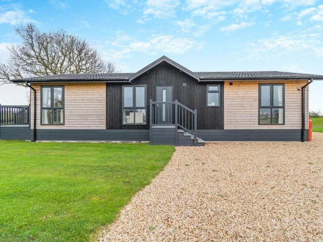 Park Home for sale in Eagle and Swinethorpe, Ashby De La Launde