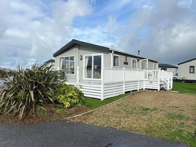 Park Home for sale in Hendra Croft, Cornwall