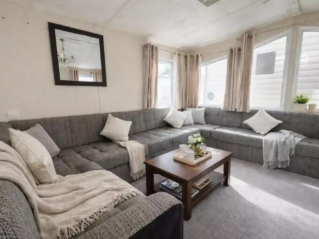 Park Home for sale in Curlew Green, East Suffolk