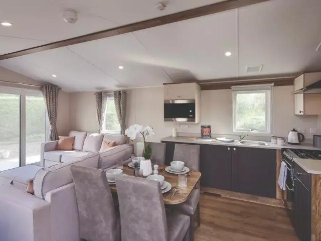 Park Home for sale in Kelsale cum Carlton, Eastbridge