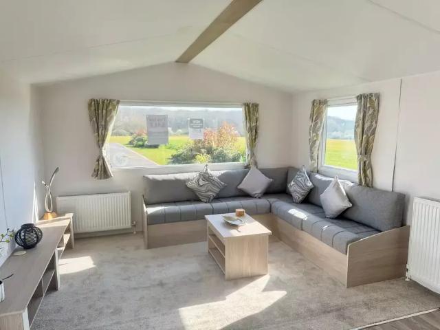 Park Home for sale in Kelsale cum Carlton, Eastbridge