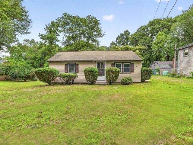 House for sale in Holliston, Massachusetts