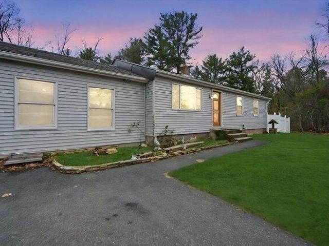 House for sale in Hampden, Massachusetts