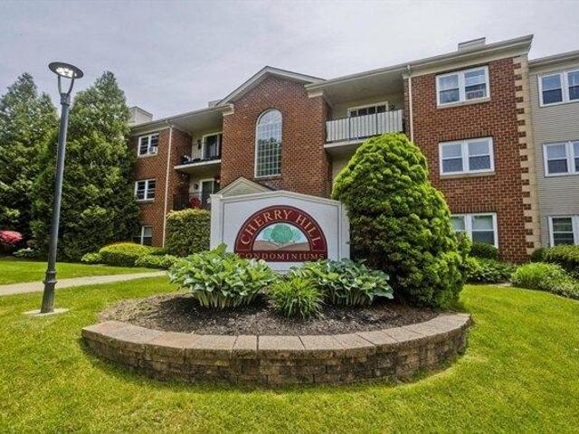 Condo for sale in Hampden, Massachusetts