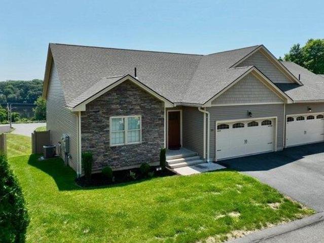 Condo for sale in Smiths Ferry, Holyoke