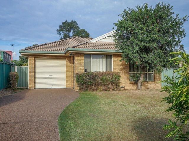 Villa for rent in Rutherford, Newcastle-Maitland