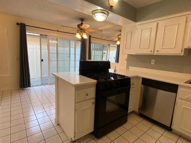 House for rent in Canoga Park, California