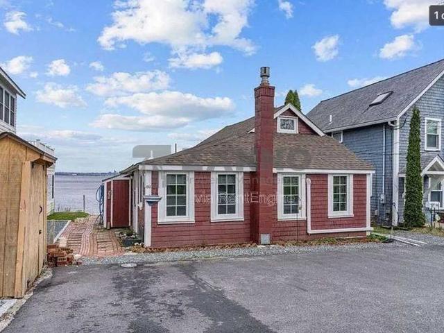 House for rent in Bristol, Rhode Island
