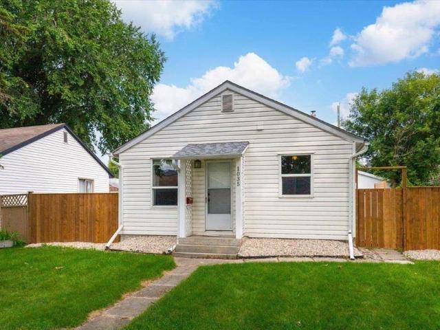 House for rent in East St. Paul, Manitoba