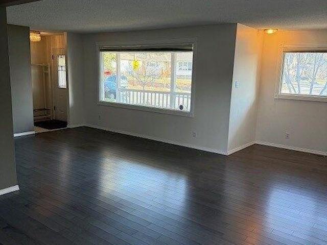 House for rent in Wedgewood, Alberta