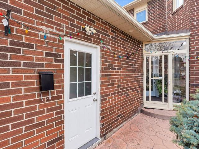 House for rent in Georgina, Ontario