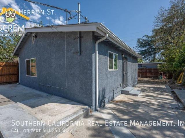House for rent in Sylmar Neighborhood Council District, Canoga Park