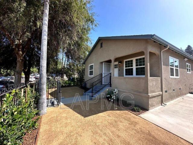 House for rent in Canoga Park, California