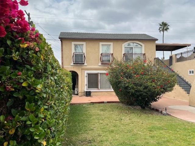 House for rent in Canoga Park, California