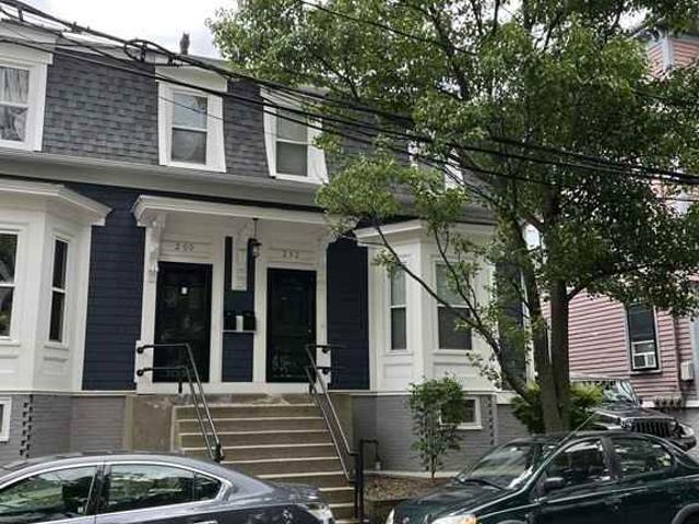 House for rent in Cambridge, Massachusetts
