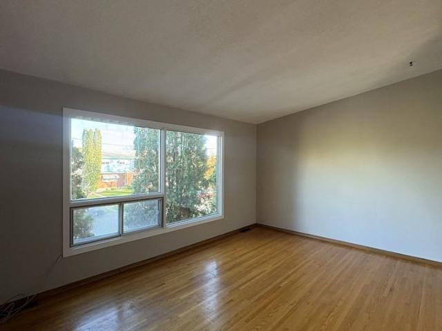House for rent in St. Boniface, Winnipeg