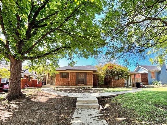 House for rent in Fort Worth