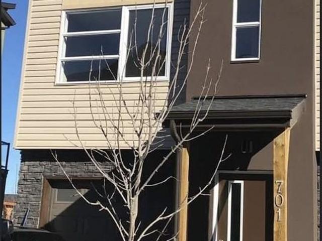 House for rent in Airdrie, Alberta