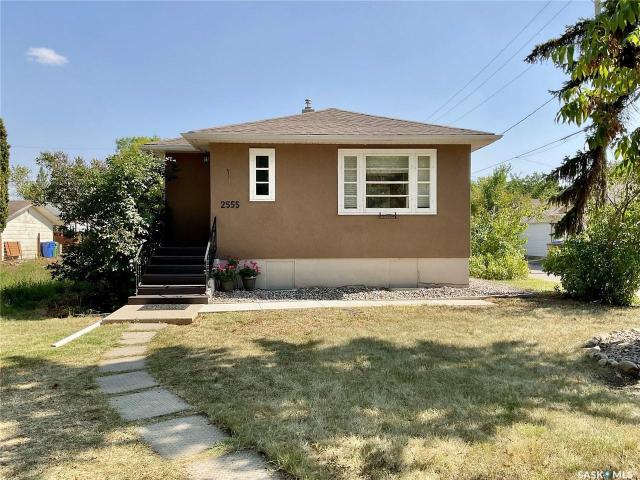 House for rent in Assiniboia Place, Regina