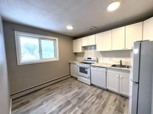 House for rent in East St. Paul, Manitoba