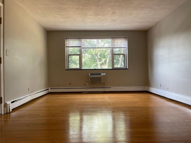 House for rent in Auburndale, Massachusetts