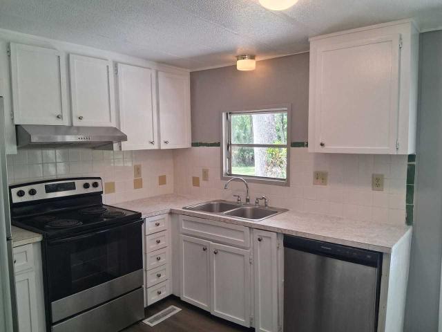 House for rent in Lake Panasoffkee, Florida