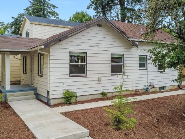 House for rent in Powellhurst-Gilbert, Portland