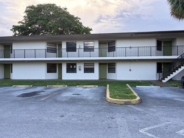 House for rent in Tamarac, Broward County