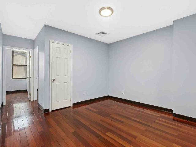 House for rent in New York